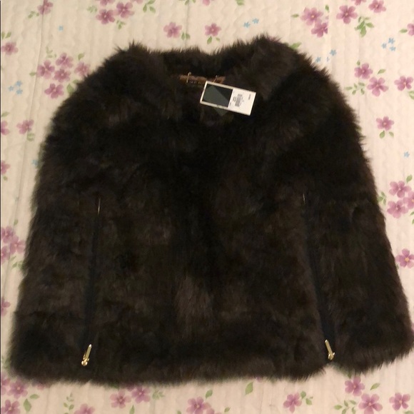 Juicy Couture Jackets & Blazers - NWT Juicy Couture Cape Faux Fur S MSRP $398
